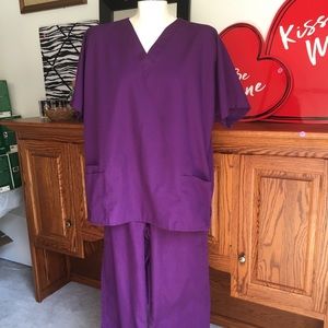 Scrub Set ~ Deep Purple ~ Size XL